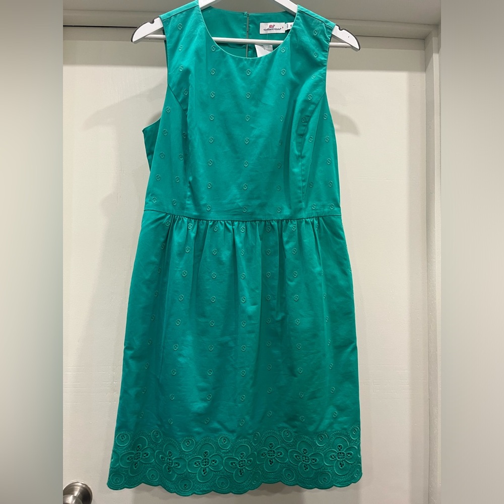Vineyard Vines - Kelly Green Shift Dress - Size 10